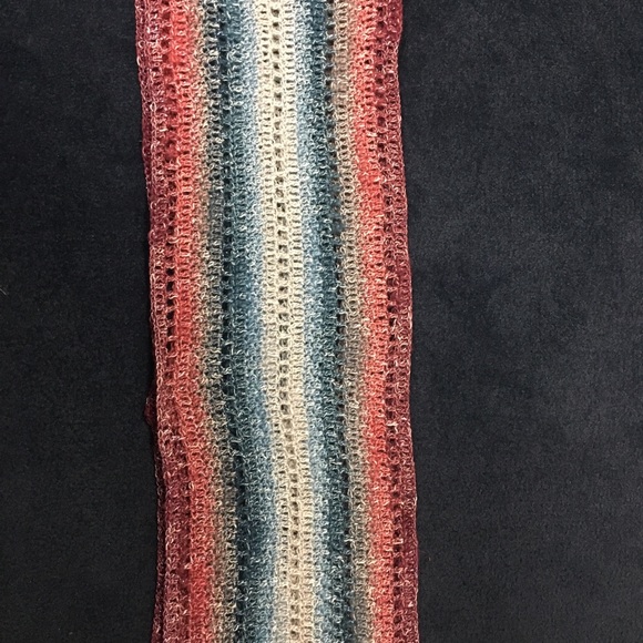 Handmade crocheted infinity scarf coral teal blue - Picture 5 of 5